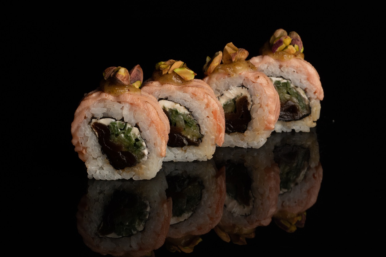 DEVILISH SAKE PISTACHIO
