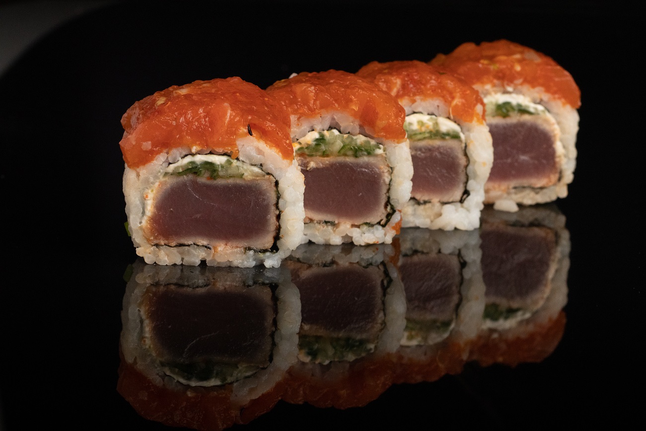URA SPICY MAGURO